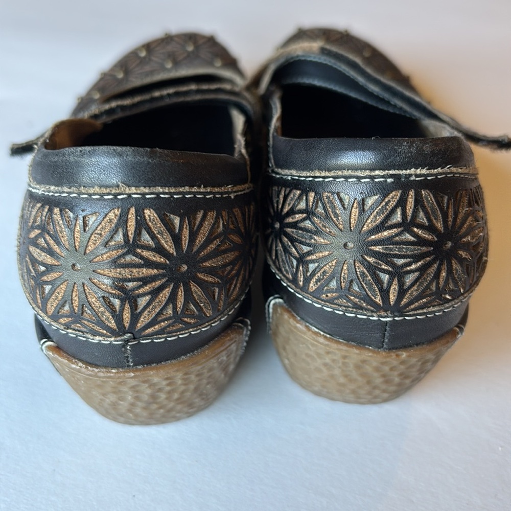 L'atiste Spring Step Brown Geometric Pattern Flats - image 4